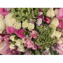 باقة زهور مزيج التناغم المهيب