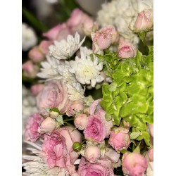 مزهرية نغم الأزهار