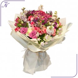 باقة زهور مزيج التناغم المهيب