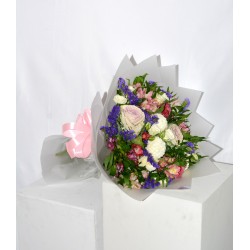 باقة أزهار البداية السعيدة