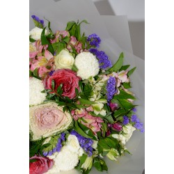 باقة أزهار البداية السعيدة