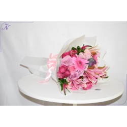 الوردى الخجل | غلاف ابيض