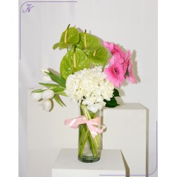 مزهرية اشراقة الزهور