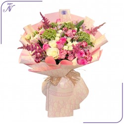 باقة زهور مزيج التناغم المهيب