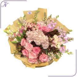 باقة زهور جذابة