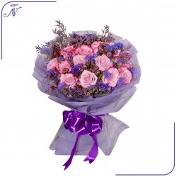 باقة زهور الأحلام البنفسجية