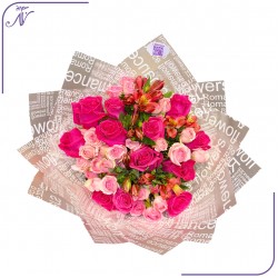 باقة زهور الوردي المتألق