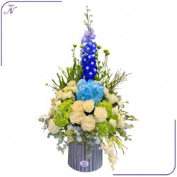 مزهرية رقة الزهور