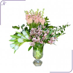 فازة زهور الأفاق الهادئة