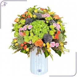 مزهرية زهور الصفاء