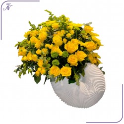 مزهرية الساعة الذهبية